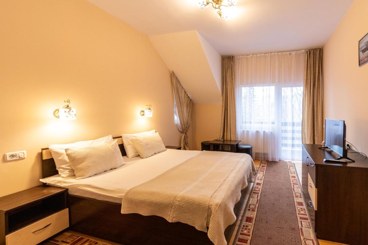 Pension Master Sinaia Exteriér fotografie